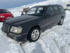 Сүрөт унаа Mercedes-Benz W124