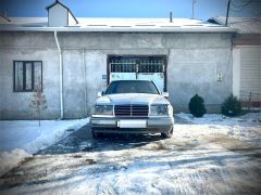 Сүрөт унаа Mercedes-Benz W124