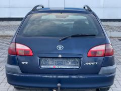 Сүрөт унаа Toyota Avensis