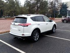 Сүрөт унаа Toyota RAV4