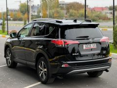 Сүрөт унаа Toyota RAV4