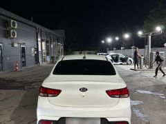 Сүрөт унаа Kia Rio