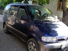 Сүрөт унаа Nissan Serena