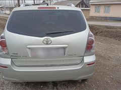 Сүрөт унаа Toyota Corolla Verso