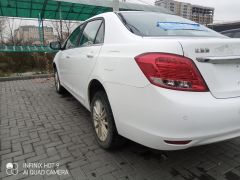 Фото авто BYD E5