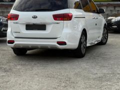 Photo of the vehicle Kia Carnival