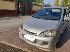 Сүрөт унаа Daihatsu YRV