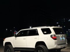 Photo of the vehicle Toyota 4Runner