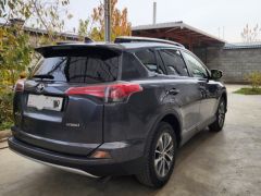 Сүрөт унаа Toyota RAV4