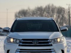 Сүрөт унаа Toyota Highlander