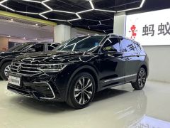 Фото авто Volkswagen Tiguan