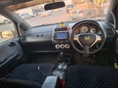 Сүрөт унаа Honda Fit