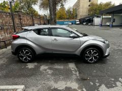 Фото авто Toyota C-HR