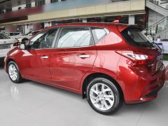 Сүрөт унаа Nissan Tiida