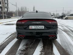 Photo of the vehicle Kia Stinger