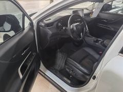 Сүрөт унаа Toyota Harrier