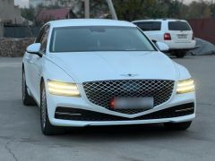 Photo of the vehicle Genesis G80