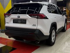 Photo of the vehicle Toyota RAV4