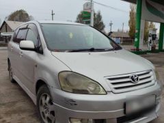 Фото авто Toyota Ipsum