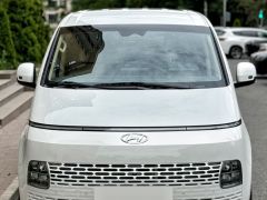 Photo of the vehicle Hyundai Staria
