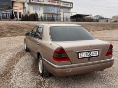 Сүрөт унаа Mercedes-Benz C-Класс