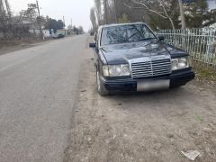 Photo of the vehicle Mercedes-Benz W124