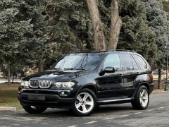 Photo of the vehicle BMW X5