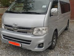 Сүрөт унаа Toyota HiAce