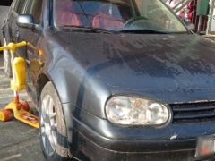 Photo of the vehicle Volkswagen Golf