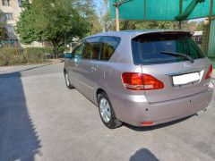 Фото авто Toyota Ipsum