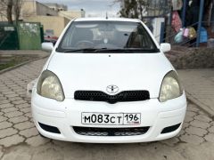 Сүрөт унаа Toyota Vitz