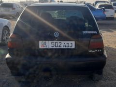 Сүрөт унаа Volkswagen Golf