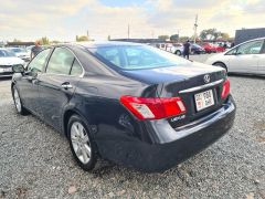 Photo of the vehicle Lexus ES