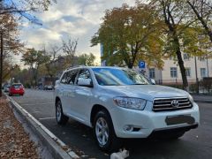 Сүрөт унаа Toyota Highlander