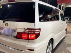 Сүрөт унаа Toyota Alphard