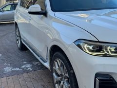 Фото авто BMW X7