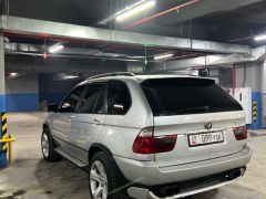 Photo of the vehicle BMW X5