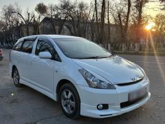 Фото авто Toyota Wish