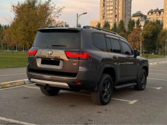 Сүрөт унаа Toyota Land Cruiser