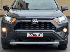 Сүрөт унаа Toyota RAV4