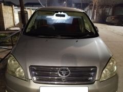 Фото авто Toyota Ipsum