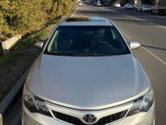 Сүрөт унаа Toyota Camry