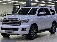 Фото авто Toyota Sequoia