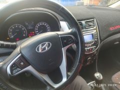 Фото авто Hyundai Solaris