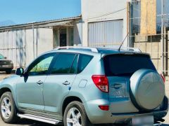 Сүрөт унаа Toyota RAV4