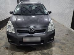 Сүрөт унаа Toyota Corolla Verso