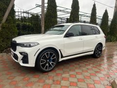 Фото авто BMW X7