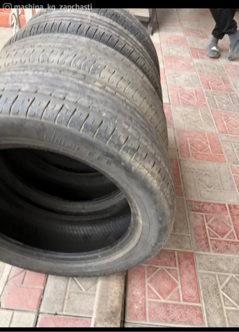 Tires - Продаю резину 235 55 19