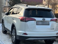 Photo of the vehicle Toyota RAV4