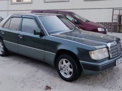 Сүрөт унаа Mercedes-Benz W124